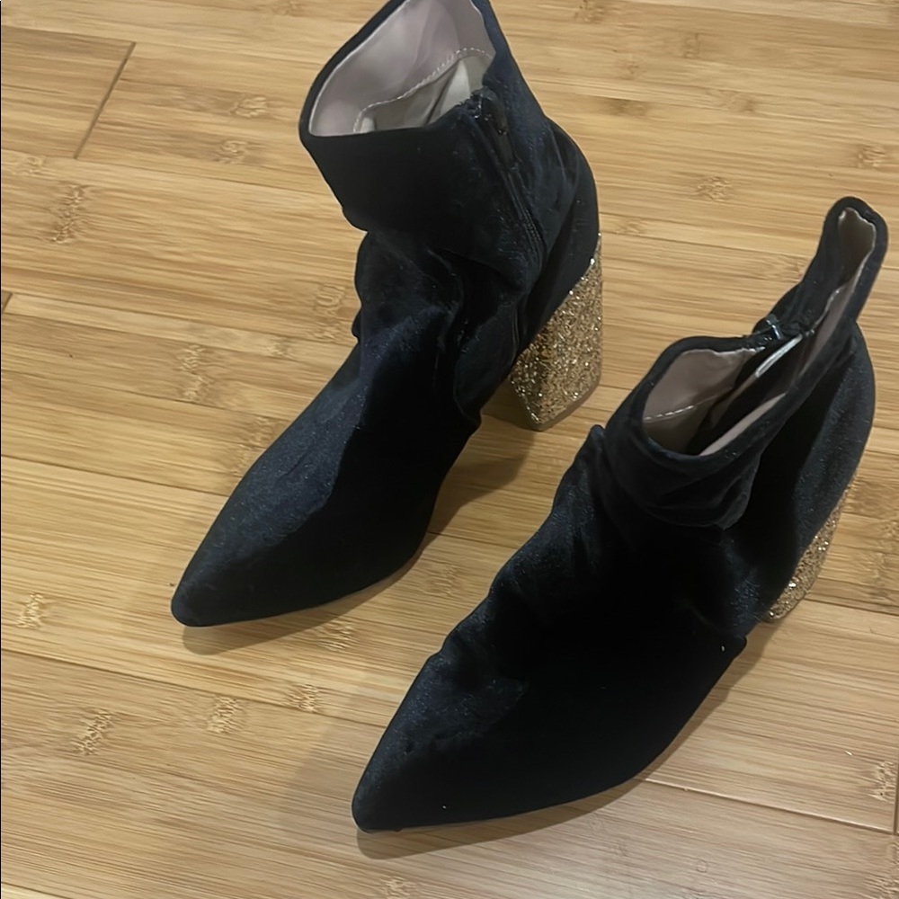 Betsey Johnson Black and Gold Heeled Boots